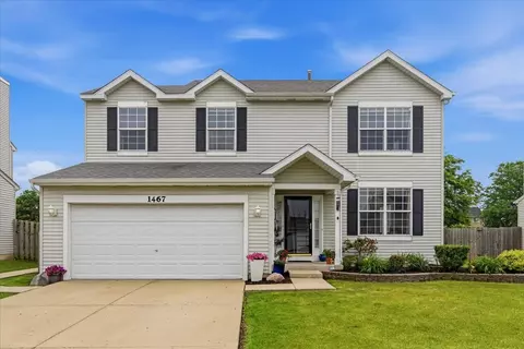 1467 Birch Ln, South Elgin, IL 60177