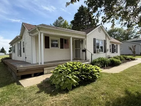 307 Division St, Mendota, IL 61342