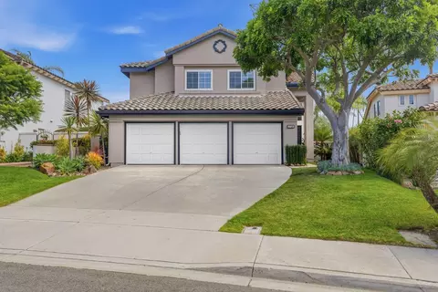 1738 Blackbird Cir, Carlsbad, CA 92011