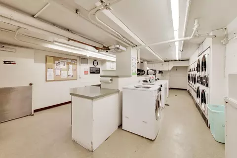 1 E Scott St #1609, Chicago, IL 60610 photo 16