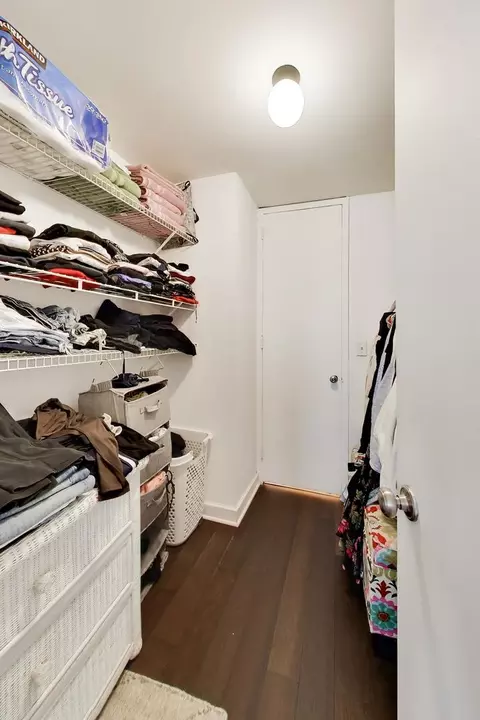 1 E Scott St #1609, Chicago, IL 60610 photo 13