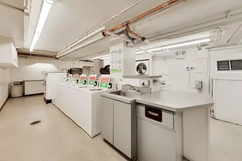 1 E Scott St #1609, Chicago, IL 60610 photo 18