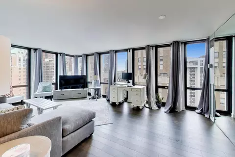 1 E Scott St #1609, Chicago, IL 60610 photo 2
