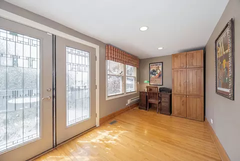 845 Mapleton Ave, Oak Park, IL 60302 photo 10