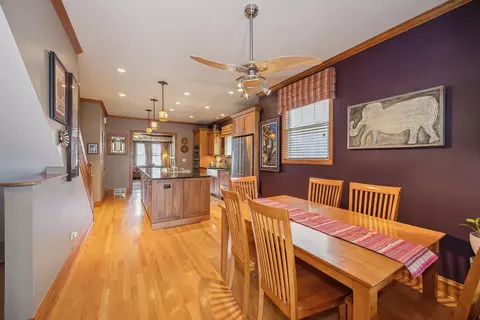 845 Mapleton Ave, Oak Park, IL 60302 photo 9