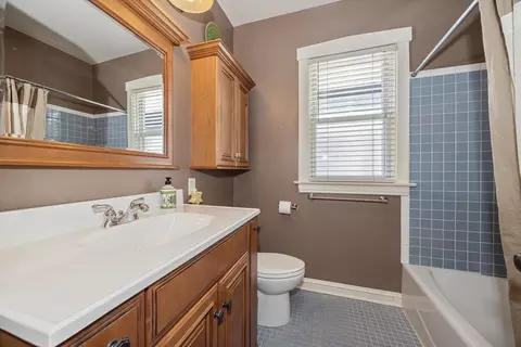 845 Mapleton Ave, Oak Park, IL 60302 photo 14