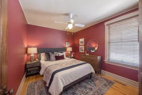 845 Mapleton Ave, Oak Park, IL 60302 photo 12