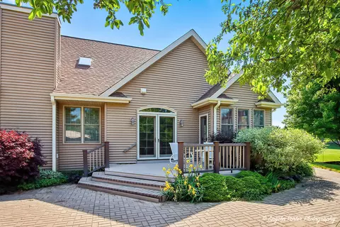 Exterior - 6712 Burning Tree Cir, Mchenry, IL 60050 photo 3 of 11