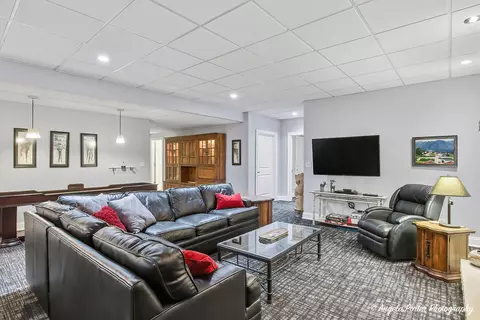 Living - 6712 Burning Tree Cir, Mchenry, IL 60050 photo 5 of 6