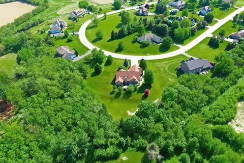 View/Area - 6712 Burning Tree Cir, Mchenry, IL 60050 photo 6 of 9