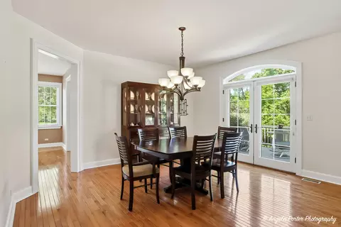 Dining - 6712 Burning Tree Cir, Mchenry, IL 60050 photo 1 of 4