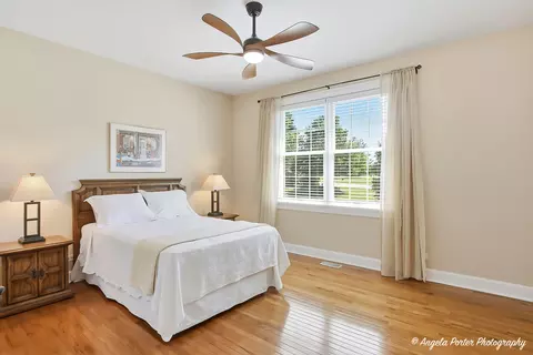 Bedroom - 6712 Burning Tree Cir, Mchenry, IL 60050 photo 4 of 4
