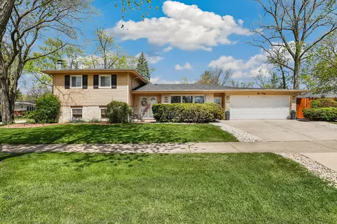 230 Hickory St, Park Forest, IL 60466
