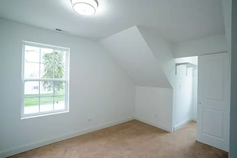 Bedroom - 1401 174 St, East Hazel Crest, IL 60429 photo 8 of 8