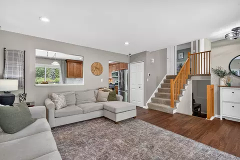 Living - 1000 Timberwood Ln, Algonquin, IL 60102 photo 1 of 3