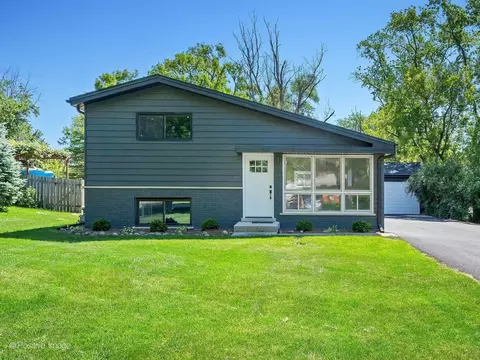 1 N535 Park Blvd, Glen Ellyn, IL 60137