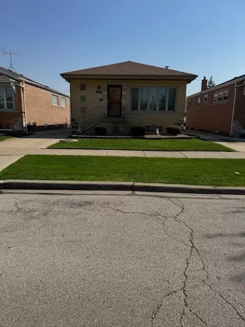 4517 W 65th St, Chicago, IL 60629