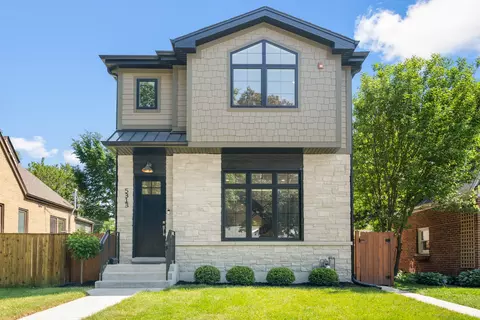 5313 Crain St, Skokie, IL 60077
