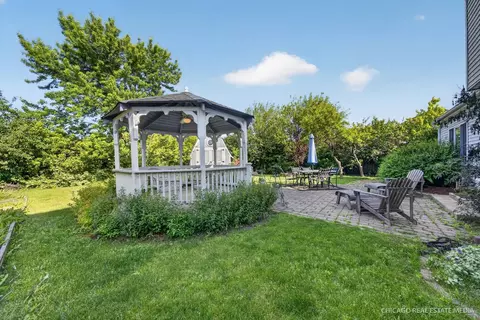 Exterior - 1141 Stonegate Rd, Algonquin, IL 60102 photo 4 of 4