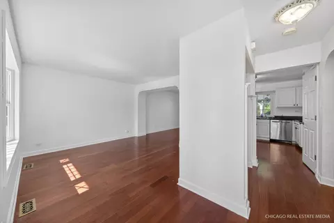 Living - 1141 Stonegate Rd, Algonquin, IL 60102 photo 1 of 5