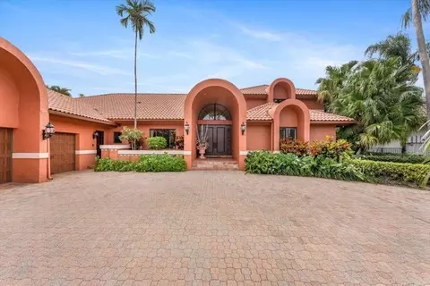 7276 Sidonia Ct, Boca Raton, FL 33433