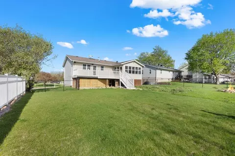 Exterior - 109 Blackhawk Dr, Park View, IA 52748 photo 9 of 10