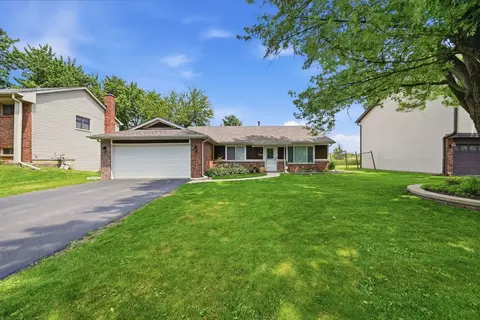 416 Ingleside Dr, Bolingbrook, IL 60490