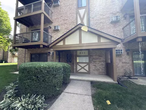 831 S Dwyer Ave #A, Arlington Heights, IL 60005