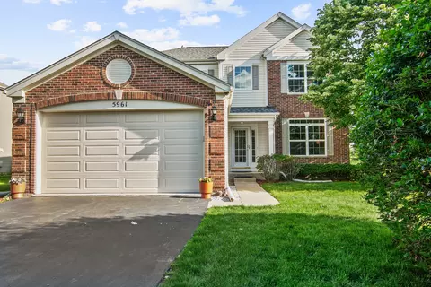 5961 Mackinac Ln, Hoffman Estates, IL 60192
