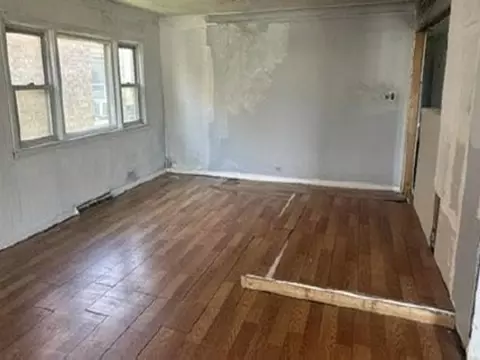 189 E 147th St, Harvey, IL 60426 photo 5