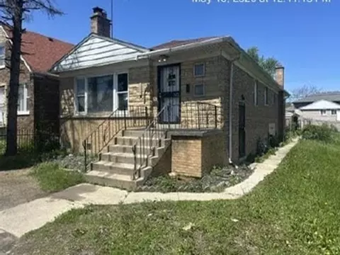 189 E 147th St, Harvey, IL 60426 photo 2