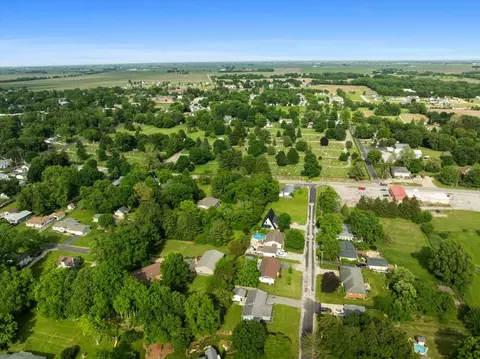 View/Area - 203 Highview Dr, Eureka, IL 61530 photo 5 of 5