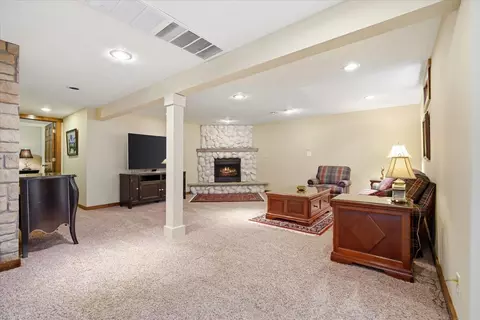 Other - 203 Highview Dr, Eureka, IL 61530 photo 5 of 15