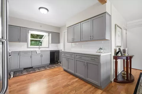 Kitchen - 203 Highview Dr, Eureka, IL 61530 photo 2 of 5