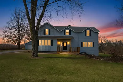 17 N620 Ketchum Rd, Hampshire, IL 60140