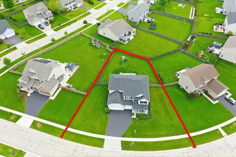 View/Area - 6828 Galway Dr, Mchenry, IL 60050 photo 1 of 9