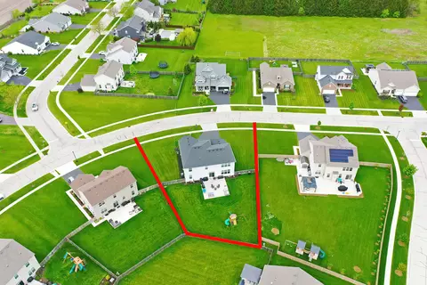 View/Area - 6828 Galway Dr, Mchenry, IL 60050 photo 3 of 9