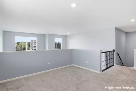 Entry Way - 6828 Galway Dr, Mchenry, IL 60050 photo 4 of 7