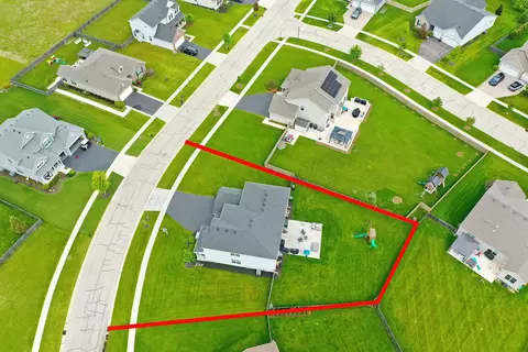 View/Area - 6828 Galway Dr, Mchenry, IL 60050 photo 2 of 9