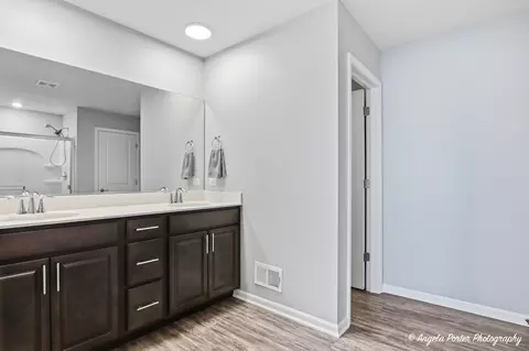 Entry Way - 6828 Galway Dr, Mchenry, IL 60050 photo 6 of 7