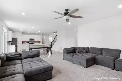 Other - 6828 Galway Dr, Mchenry, IL 60050 photo 5 of 7