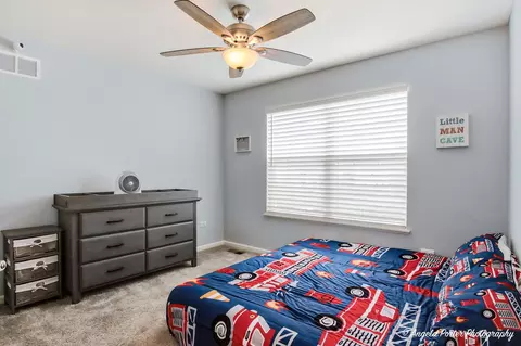 Bedroom - 6828 Galway Dr, Mchenry, IL 60050 photo 3 of 5