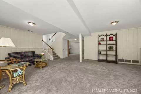 Living - n385 Silverleaf Boulevard, Wheaton, IL 60187 photo 5 of 5