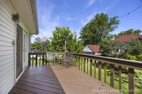 Exterior - n385 Silverleaf Boulevard, Wheaton, IL 60187 photo 3 of 9