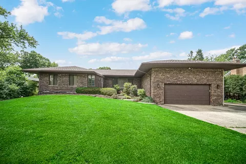 3620 Douglas Rd, Downers Grove, IL 60515