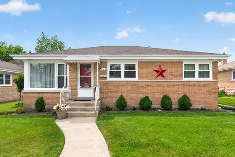 5012 N Busse Ave, Chicago, IL 60656