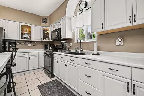 Kitchen - 2314 Webster Ave, Joliet, IL 60436 photo 4 of 4
