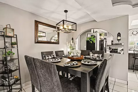 Dining - 2314 Webster Ave, Joliet, IL 60436 photo 1 of 1