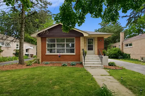 1413 Evergreen Rd, Homewood, IL 60430