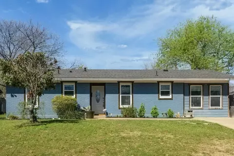 8800 Redfield Ln, Austin, TX 78758